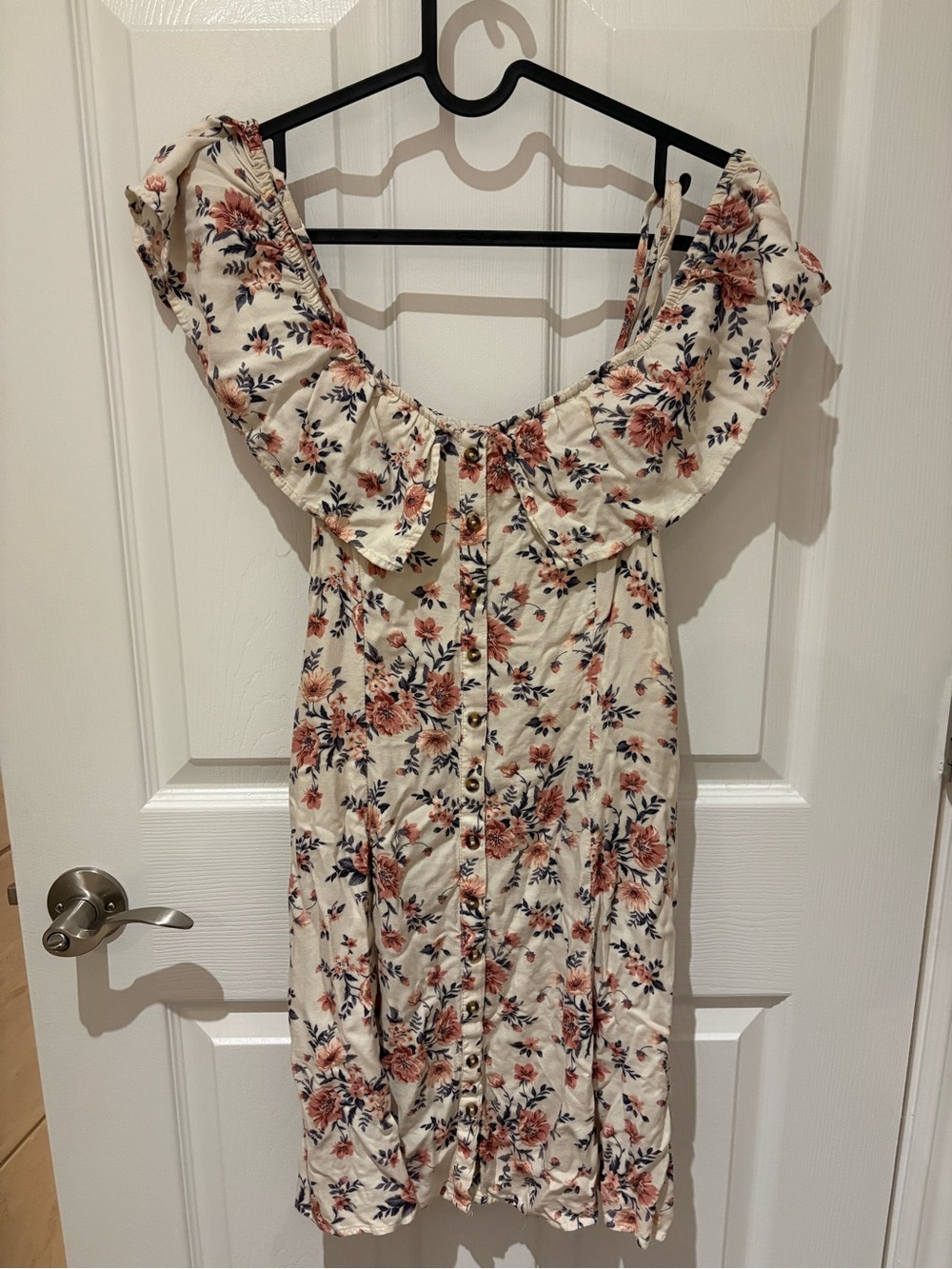 American Eagle Outfitters Cream Floral Off-Shoulder Dress